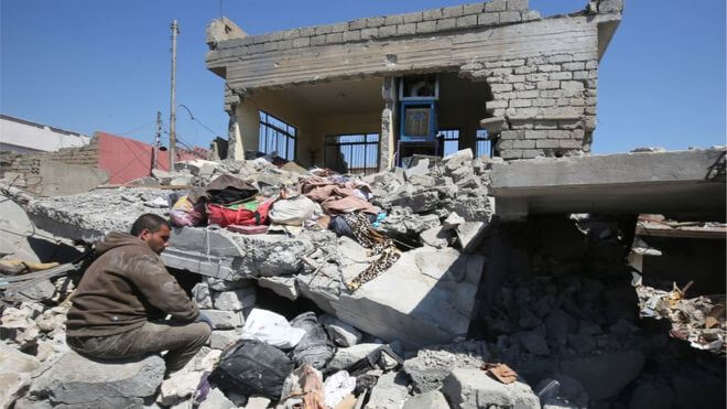 US air strike on IS killed 105 civilians in Iraq's Mosul
